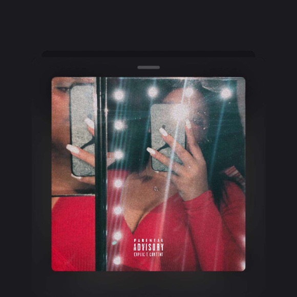 Meet your Posher, Paige - Picture 1 of 1